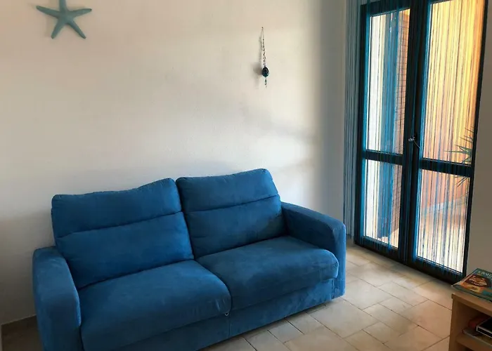 Attico Stefania 维拉西米乌斯